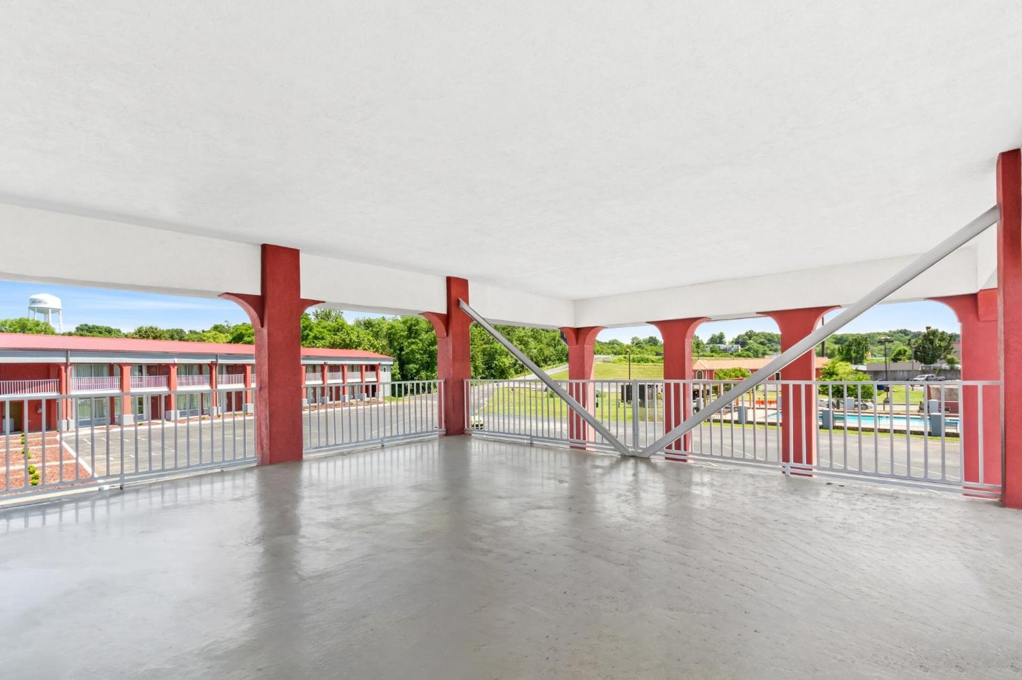 Red Roof Inn Berea Exterior photo