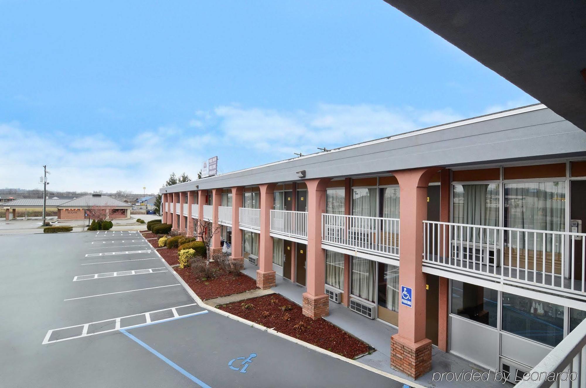 Red Roof Inn Berea Exterior photo